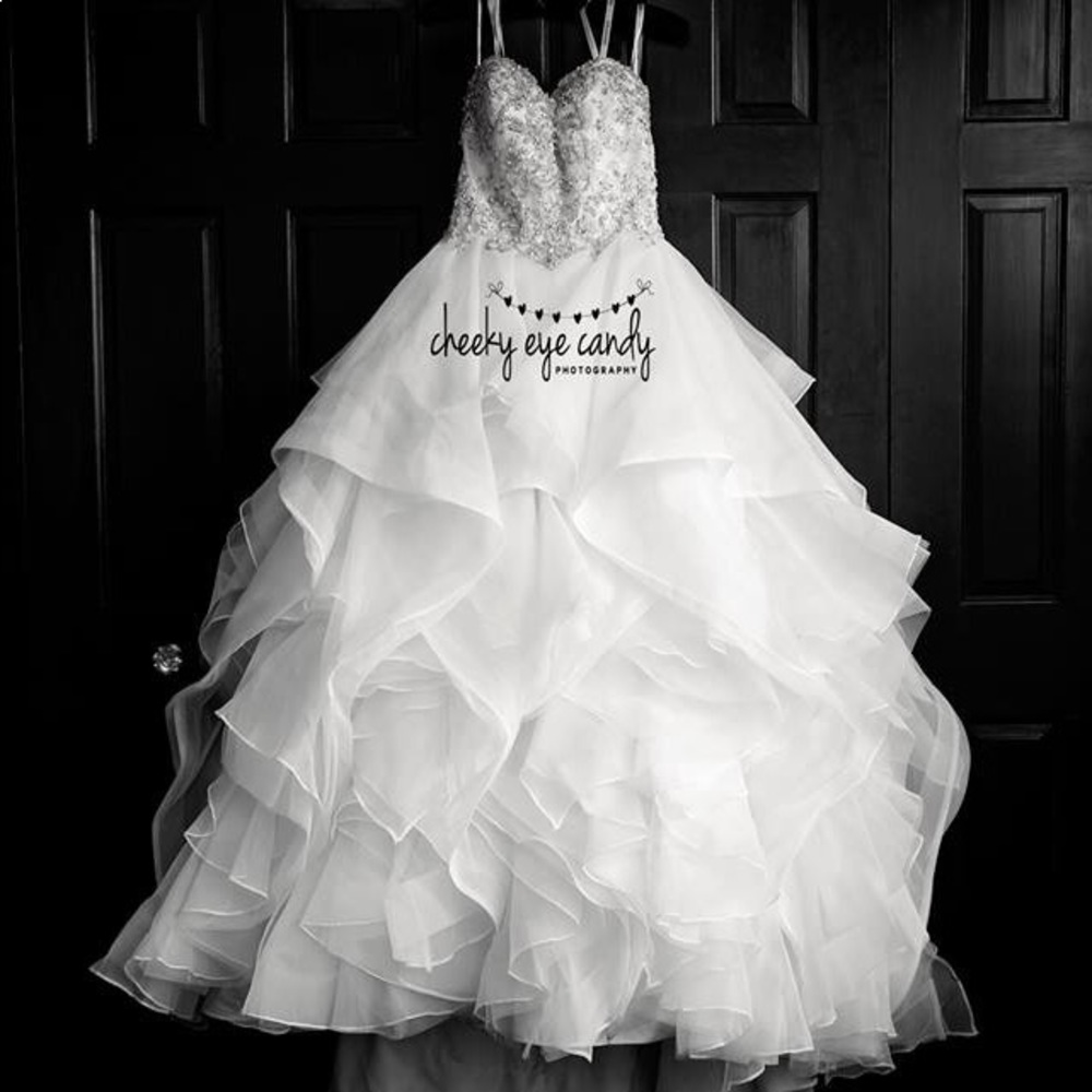 Wedding dress